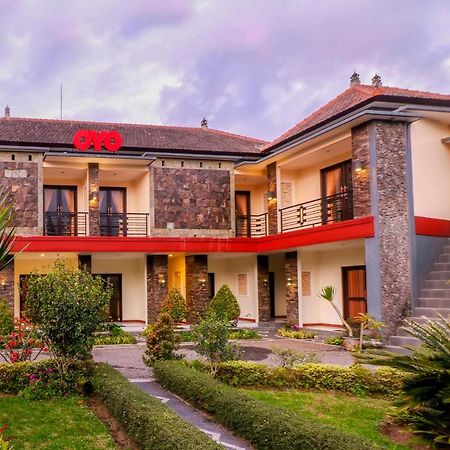 Oyo 1166 Hotel Melati 2 Бедугул Экстерьер фото